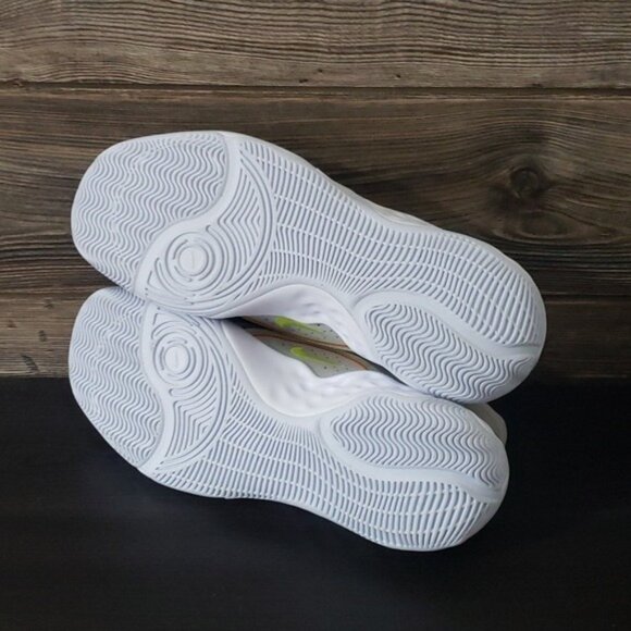 New Nike Mens Fly By Mid 3 Basketball Gray Sneakers Size 10 Athletic Lightweight - Picture 9 of 10